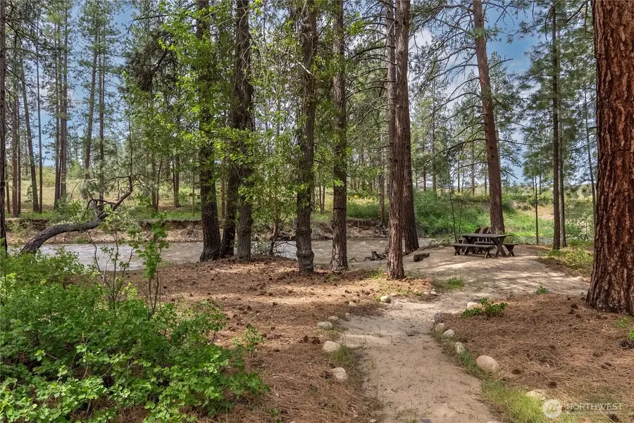19 Maughan Road, Winthrop, WA 98862 - #3