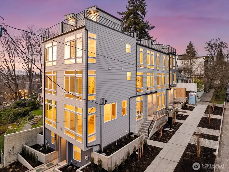 724 N 36th Street, Seattle, WA 98103 - #2