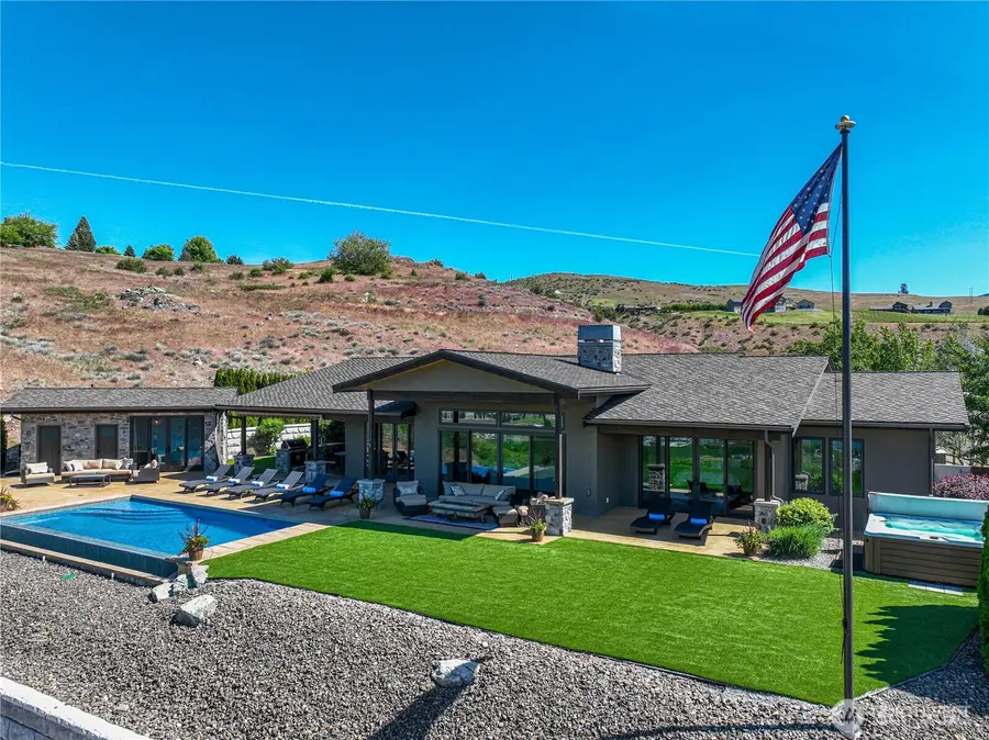 219 Corkscrew Lane, Manson, WA 98831 - #3