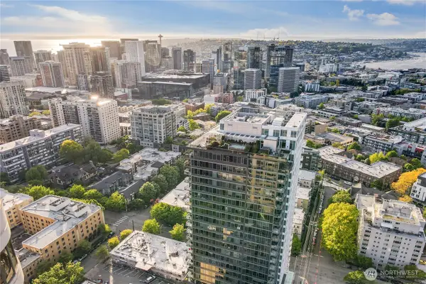 1321 Seneca Street #1303, Seattle, WA 98101