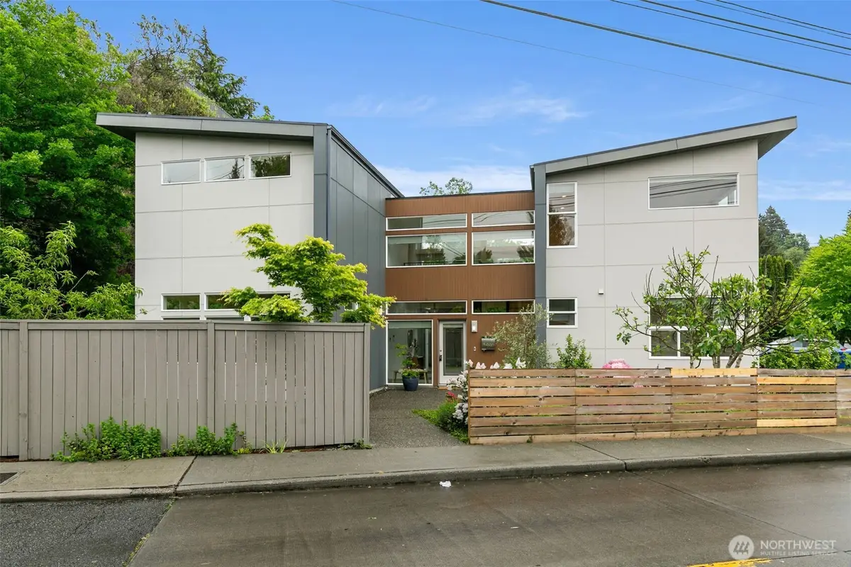3200 E Republican Street, Seattle, WA 98112 - #1