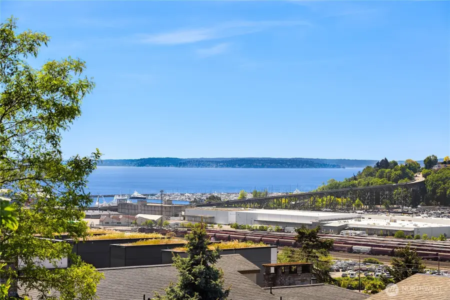 2601 13th Avenue W, Seattle, WA 98119 - #2