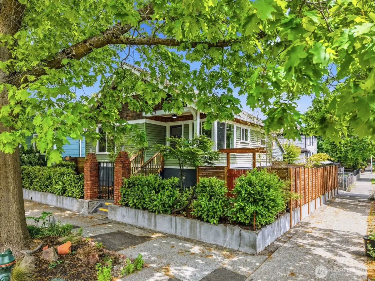 902 22nd Avenue, Seattle, WA 98122 - #1