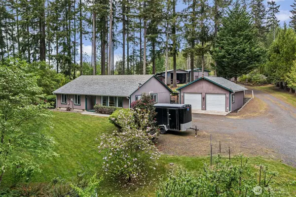 414 Chilvers Rd #D, Chehalis, WA 98532