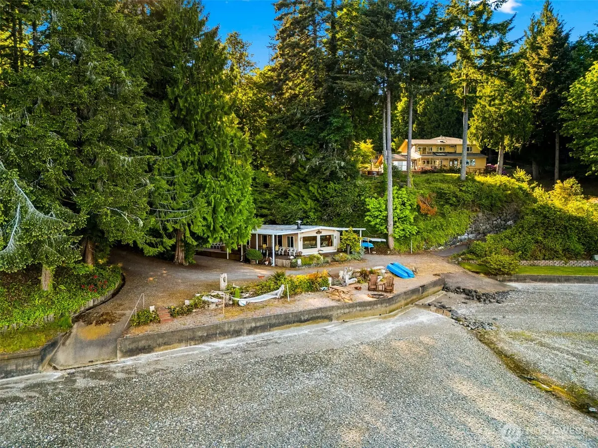 4736 Cooper Point Road Nw, Olympia, WA 98502 - #1