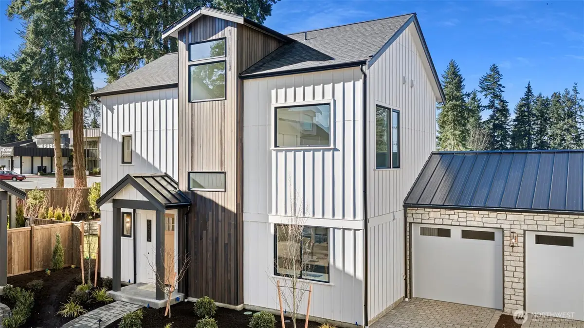 9313 132nd Avenue Ne, Kirkland, WA 98033 - #1