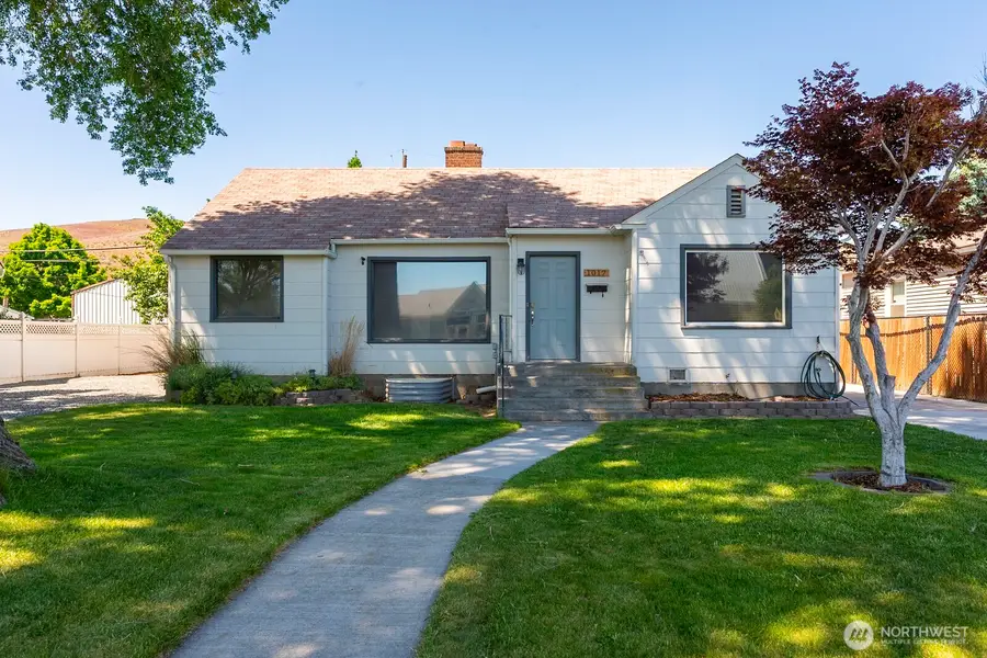 1017 SW C Street, Ephrata, WA 98823 - #2