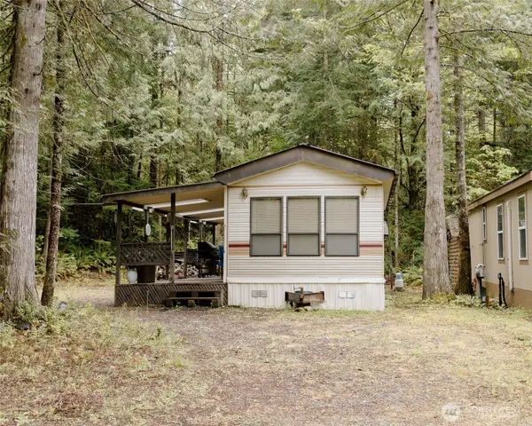 97 Goldrush Road, Deming, WA 98244