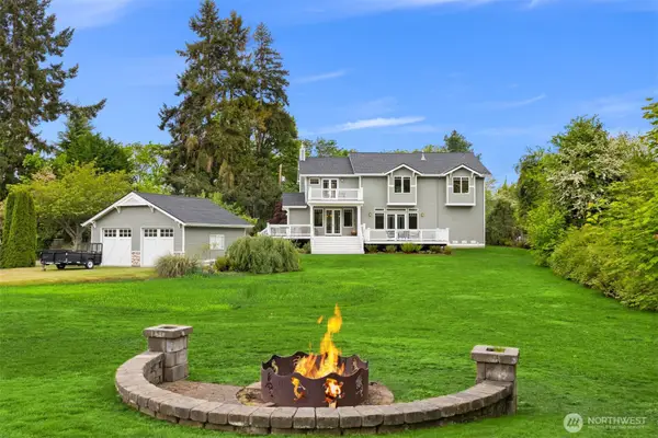 15390 Broom Street Ne, Bainbridge Island, WA 98110