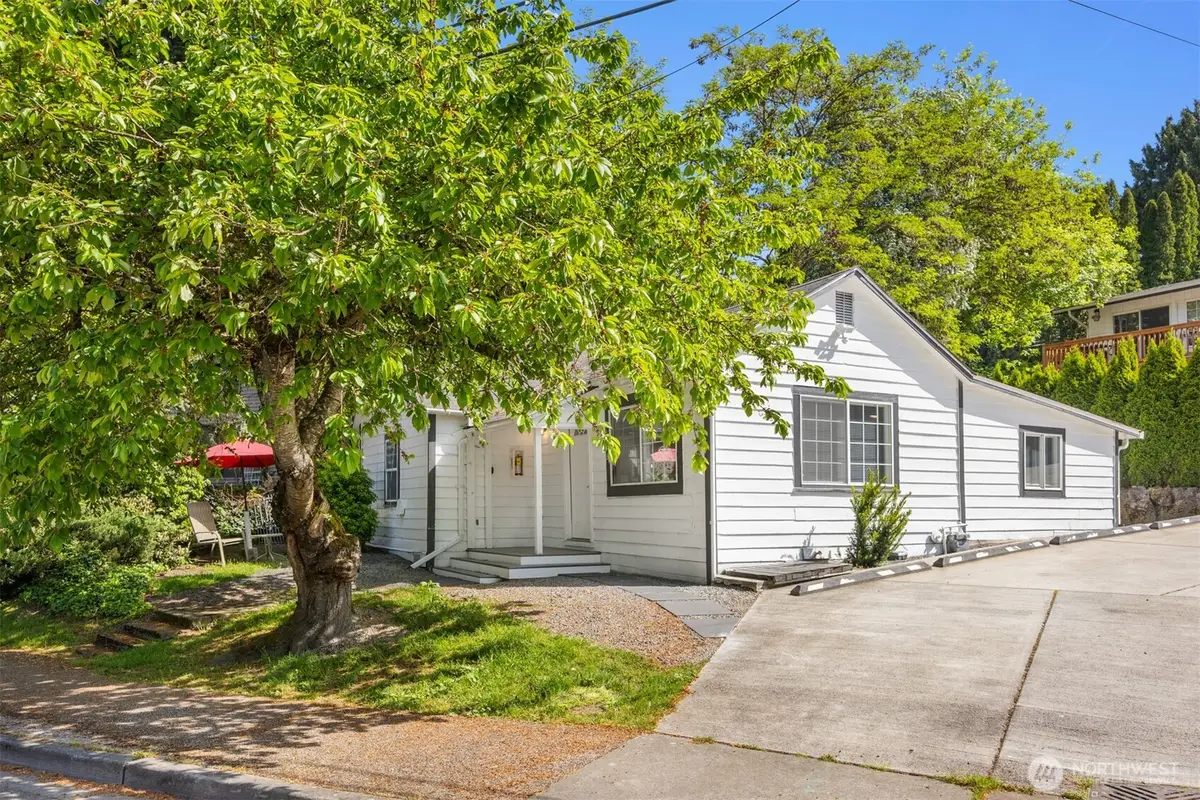 11438 99th Place Ne, Kirkland, WA 98033 - #1