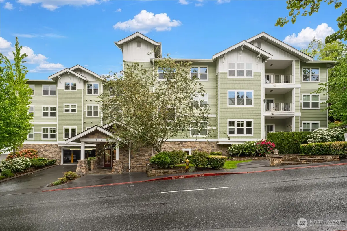 4406 Providence Point Place Se #302, Issaquah, WA 98029 - #1