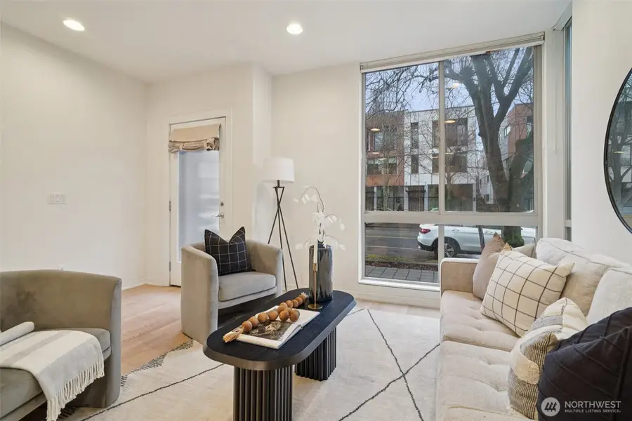 3817 California Avenue Sw, Seattle, WA 98116 - #3
