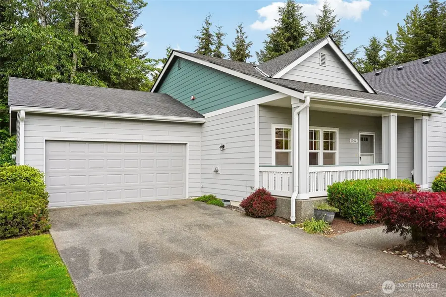 1507 Mcdonald Avenue, Dupont, WA 98327 - #2