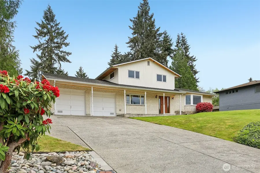 5401 Ocean Avenue, Everett, WA 98203 - #2