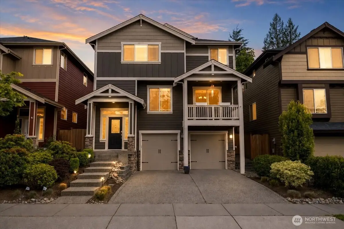 20704 2nd Avenue W, Lynnwood, WA 98036 - #1