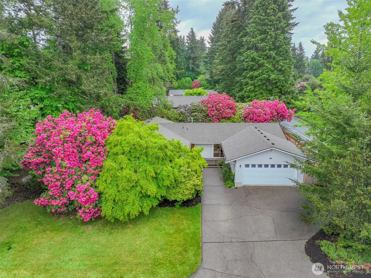 2030 Baker Terrace Se, Olympia, WA 98501 - #1