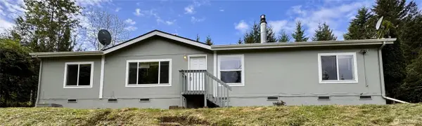 60 N Charles Place, Hoodsport, WA 98548