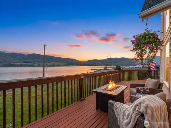 111 Eldorado Way, Chelan, WA 98816
