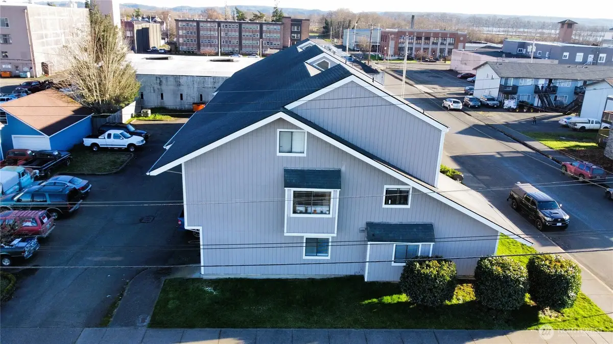 701 L Street, Hoquiam, WA 98550 - #1