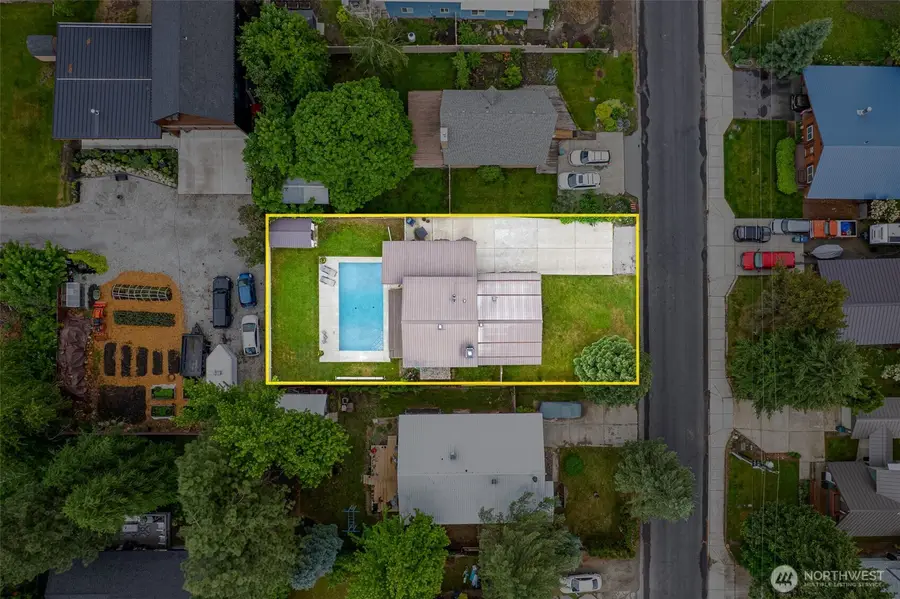 208 West, Leavenworth, WA 98826 - #2