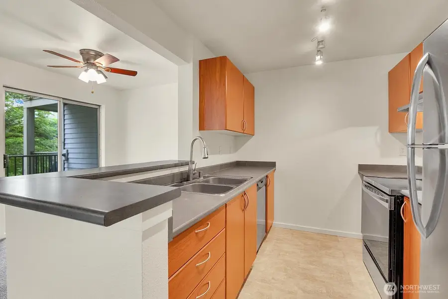 15415 35th Avenue W #F202, Lynnwood, WA 98087 - #2
