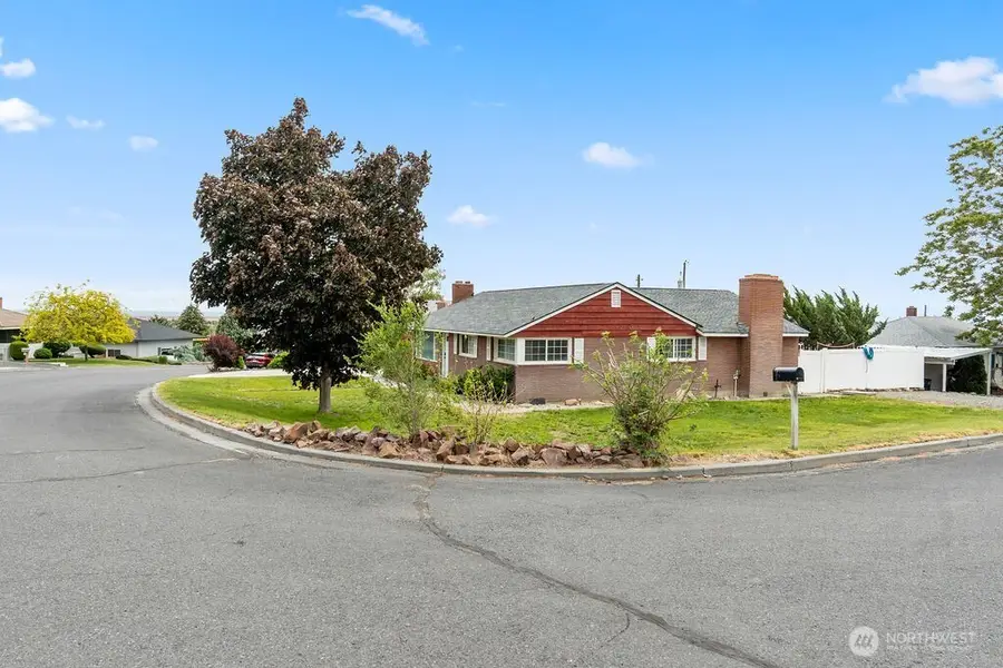 281 Mocliff Avenue, Ephrata, WA 98823 - #3
