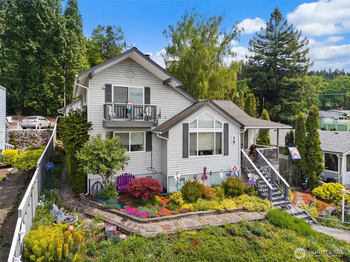 38 SE Washington Street, Chehalis, WA 98532 - #1