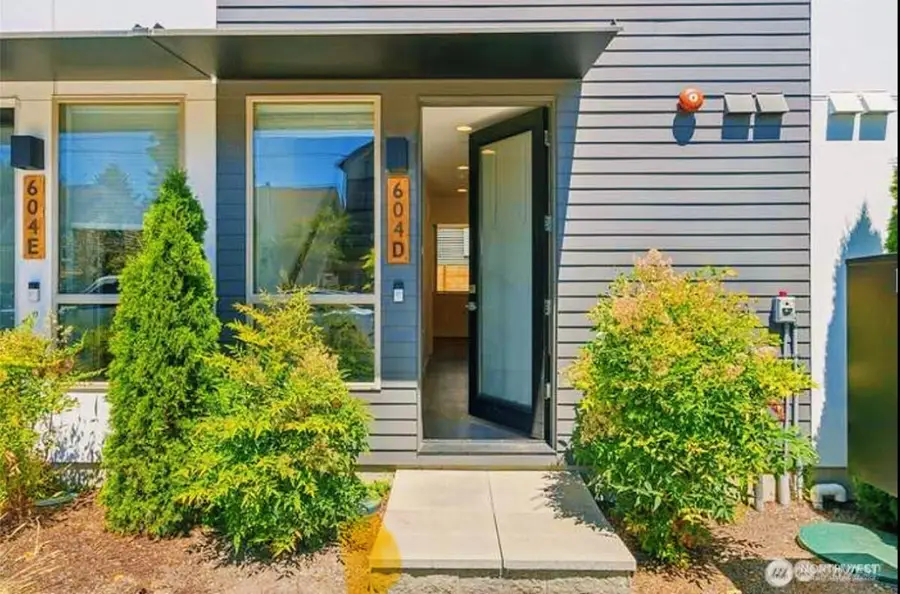 604 77th Street #D, Seattle, WA 98117 - #2