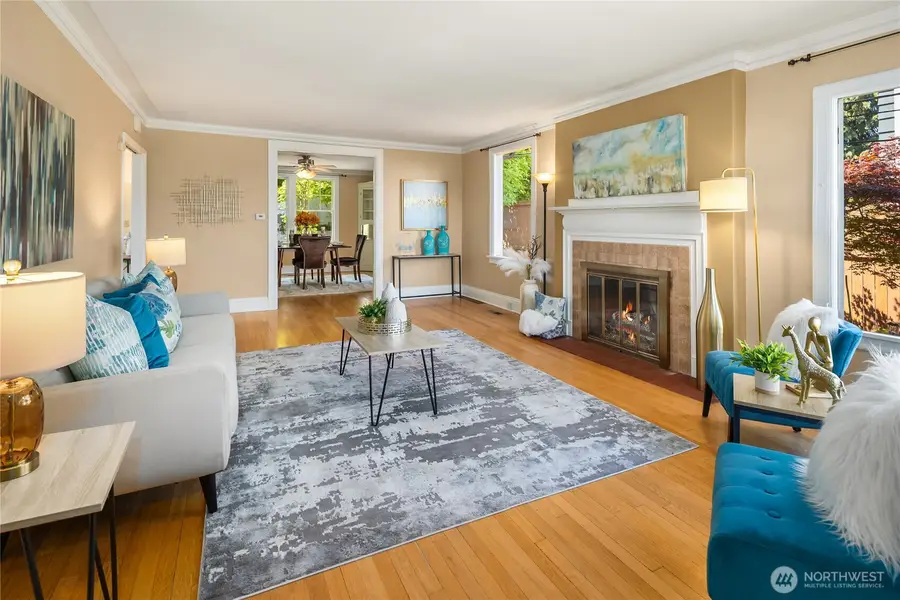 2727 36th Avenue Sw, Seattle, WA 98126 - #3