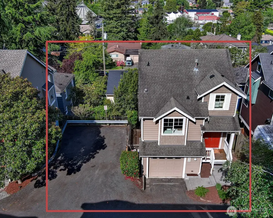 3030 31st Avenue W, Seattle, WA 98199 - #2