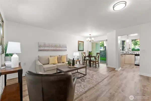 5300 Harbour Pointe Boulevard #C-306, Mukilteo, WA 98275