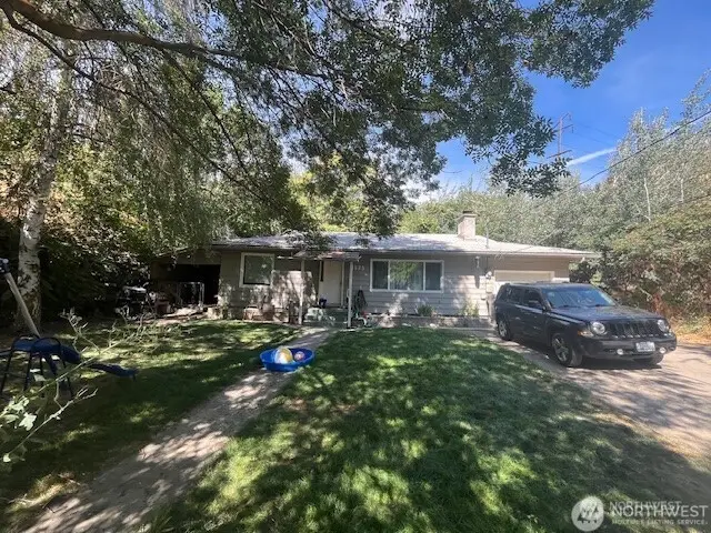 1822 S Wenatchee Avenue, Wenatchee, WA 98801 - #1