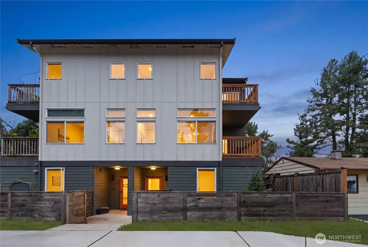 18309 11th Avenue Ne #B, Shoreline, WA 98155 - #1