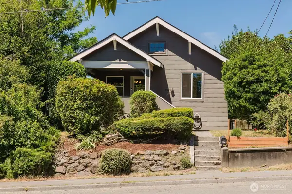 1922 4th Street, Bremerton, WA 98337