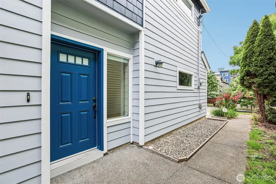 8128 Wolcott Avenue S, Seattle, WA 98118 - #2