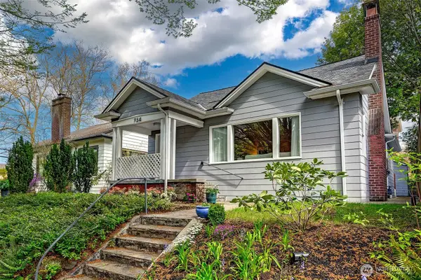 954 19th Avenue E, Seattle, WA 98112