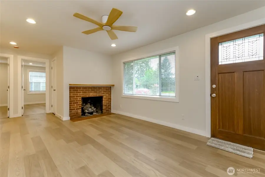 8316 Winona Street Sw, Lakewood, WA 98498 - #3