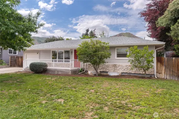 12 S Schafer Street, Wenatchee, WA 98801