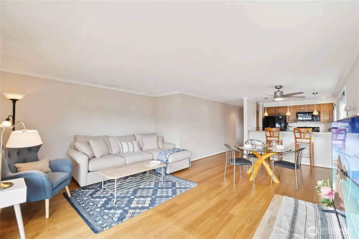 4222 Beach Drive Sw #202, Seattle, WA 98116 - #1