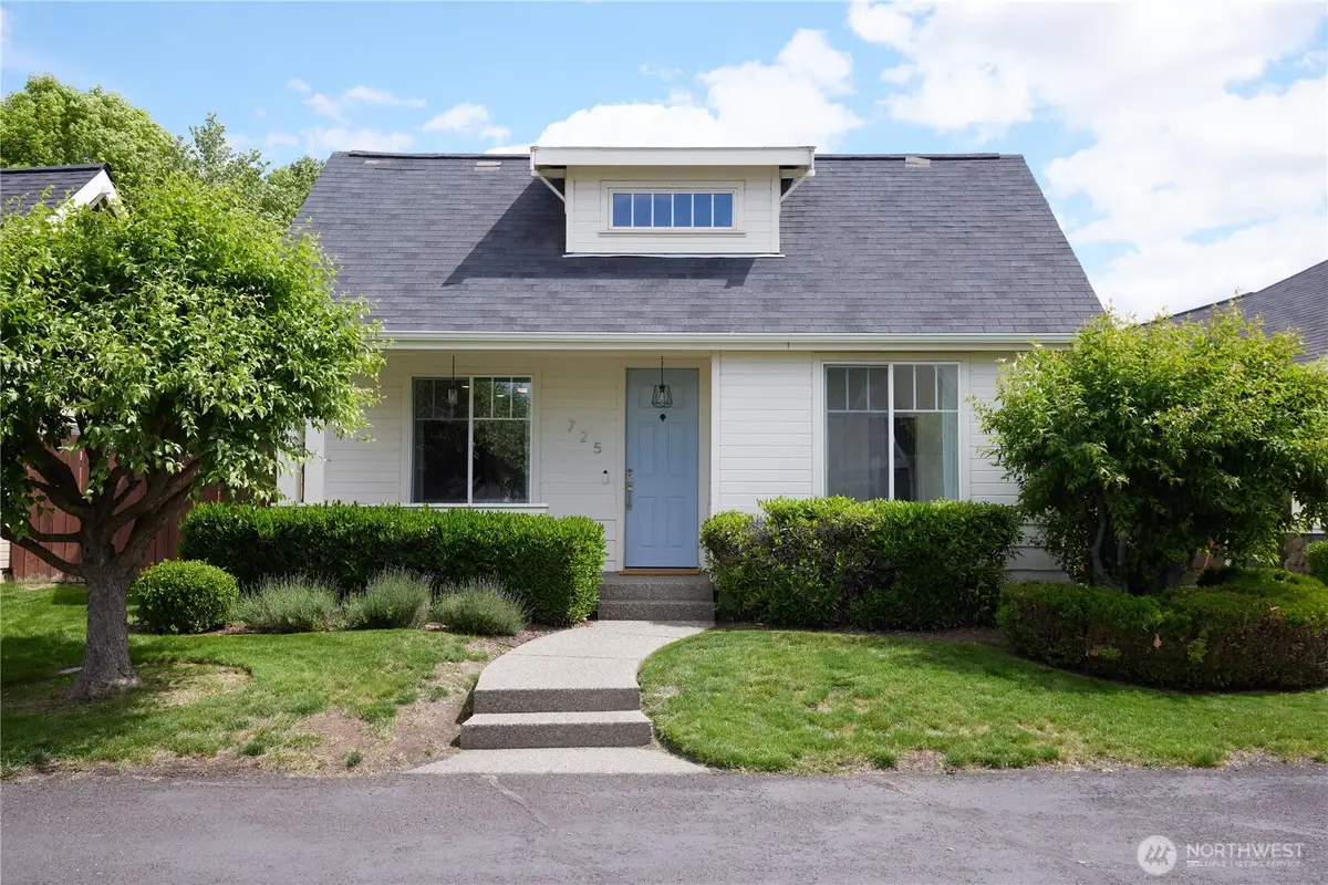 725 SE Creekside Drive, College Place, WA 99324 - #1