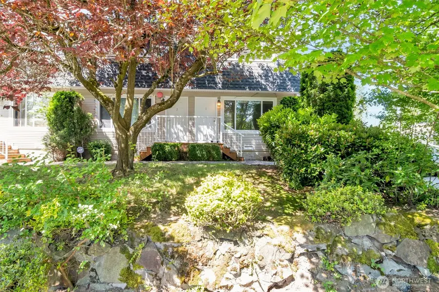 19712 50 Avenue W #1, Lynnwood, WA 98036 - #2