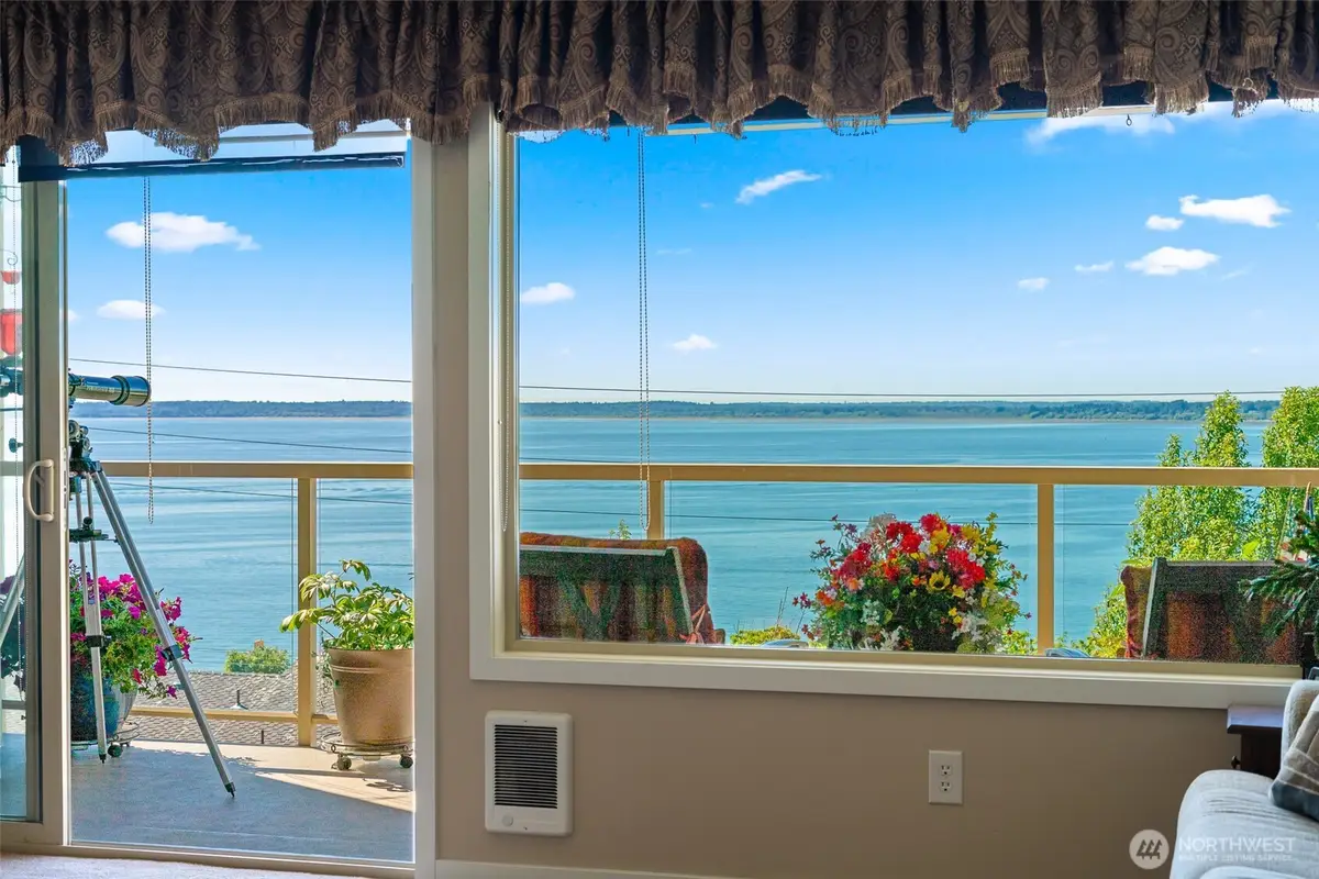 415 N State Street #303, Bellingham, WA 98225 - #1