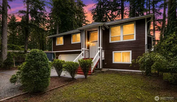 1961 Clear Valley Drive, Maple Falls, WA 98266