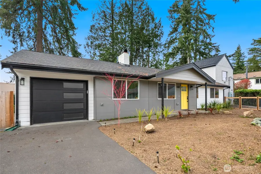 1402 N 136th Street, Seattle, WA 98133 - #2