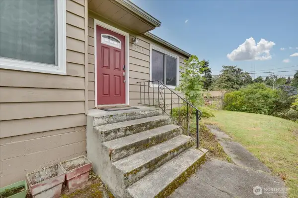 2905 E Olive Street, Seattle, WA 98122