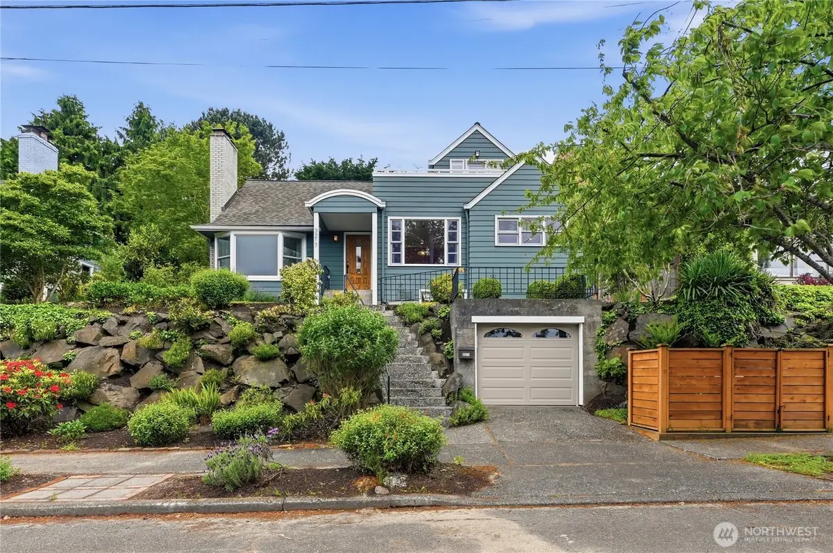 3217 36th Avenue W, Seattle, WA 98199 - #1