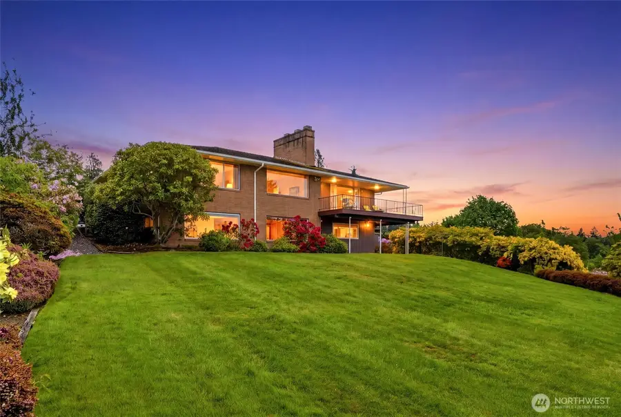 531 View Ridge Drive, Everett, WA 98203 - #2