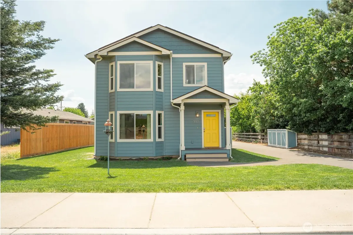 302 W Illinois Avenue, Ellensburg, WA 98926 - #1