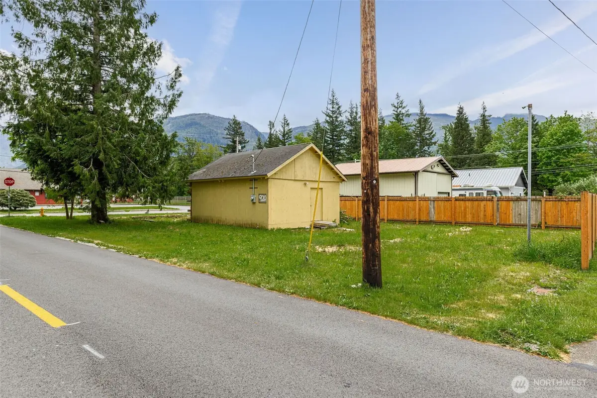 920 Orchard Avenue, Gold Bar, WA 98251 - #1