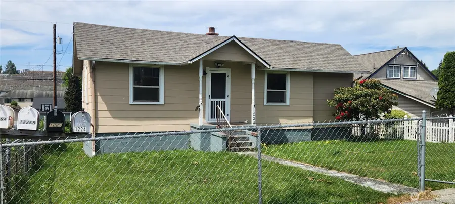 1224 Maple Street, Everett, WA 98201 - #2